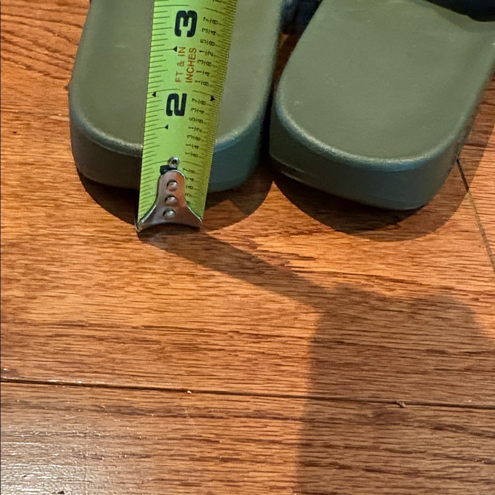 PINK Victoria's Secret Olive Green Slide Sandals - Picture 4 of 5